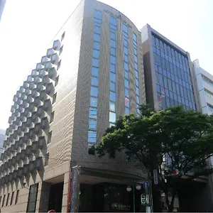 世纪艺术酒店 福岡
